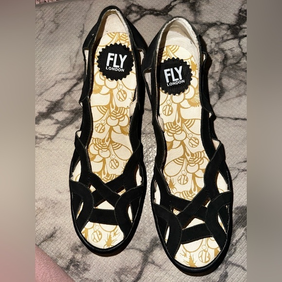 Fly London Black Wedge Sandals 39 8 8.5 vacation spring summer - Picture 3 of 10